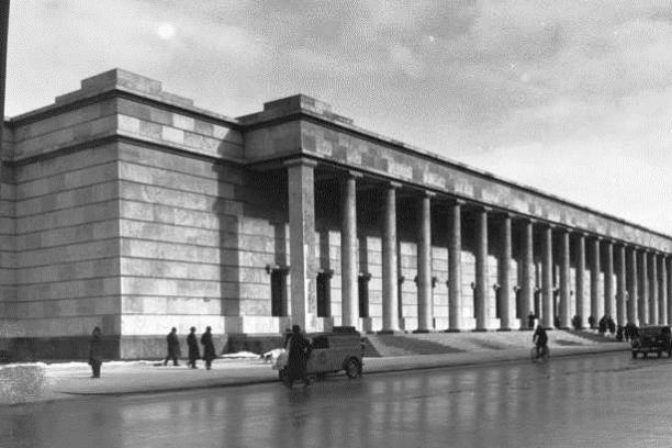 The Haus der Deutschen Kunst in München during Third Reich